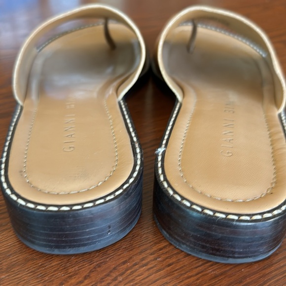 Gianni Bini-Tan Slides-Leather-SZ 9M - Picture 5 of 5